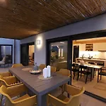 Villa Akria Thea *