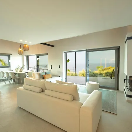 Akria Thea Villa
